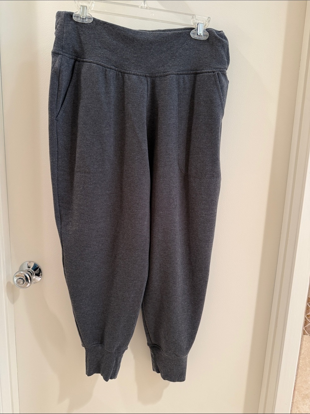 soft athleta pants. PL gray